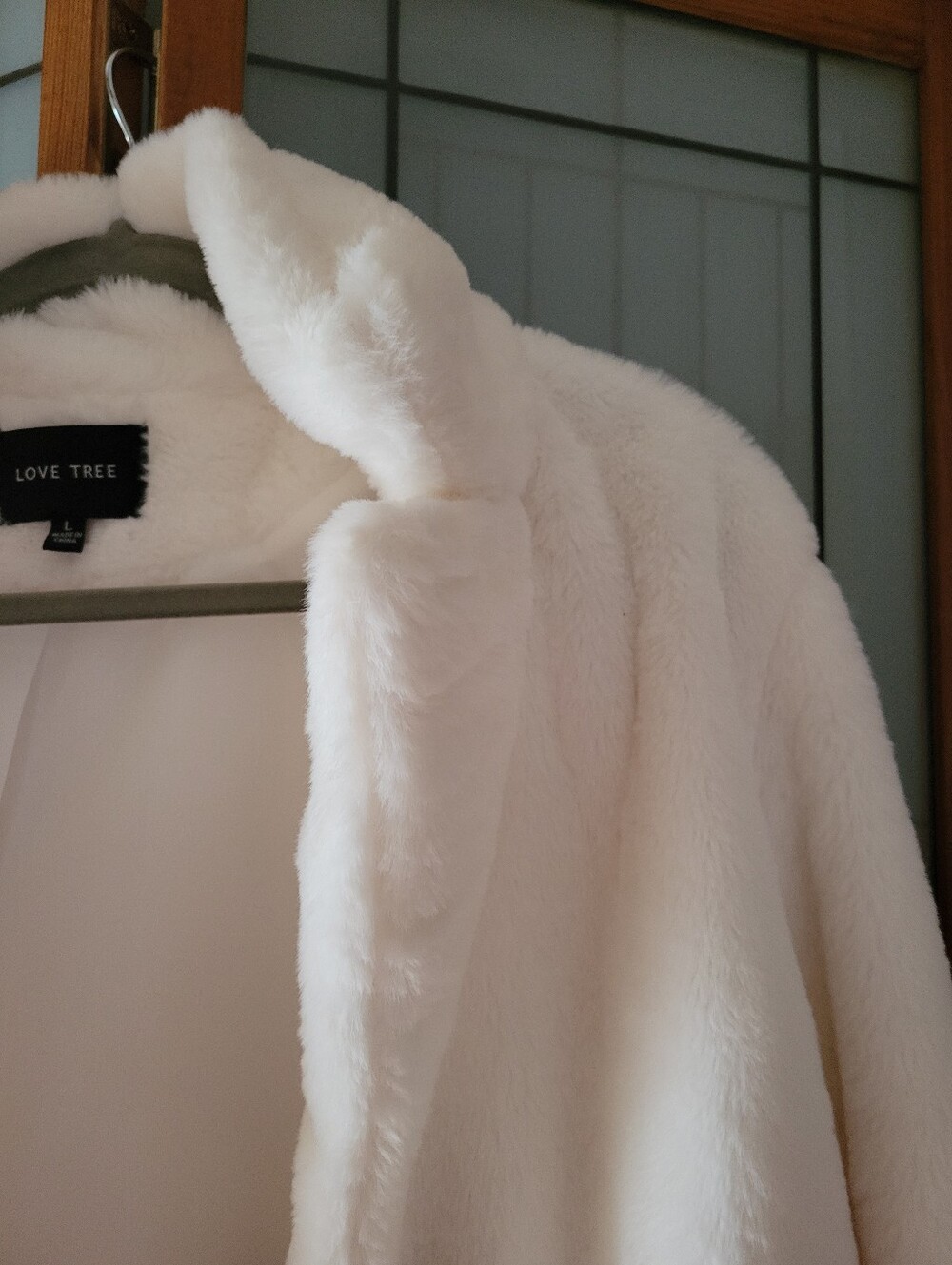 Love Tree Cream Plush Faux Fur Open-Front Wedding Jacket - Picture 2 of 5